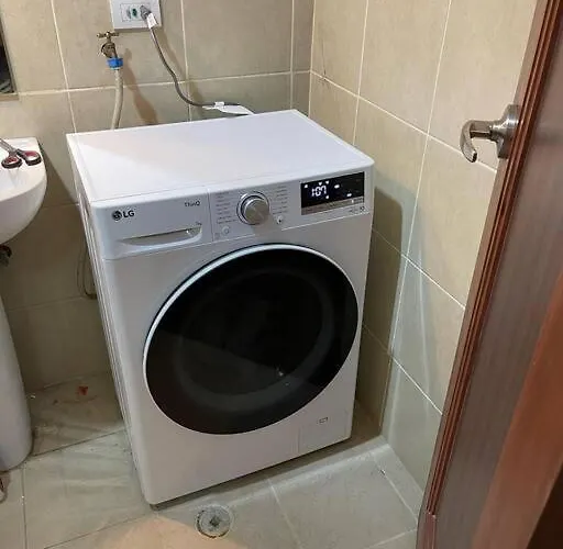 Across Greenbelt! 1 Bedroom Manille